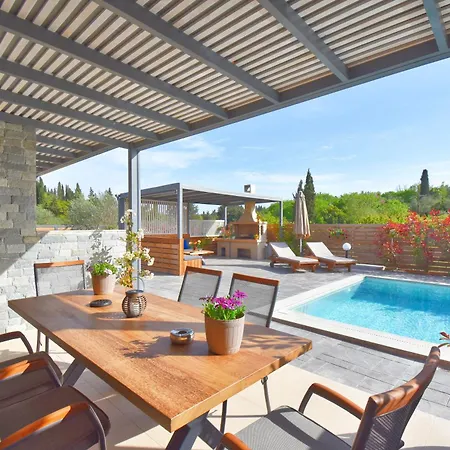 فيلة Oras Corfu Contessa Áno Korakiána
